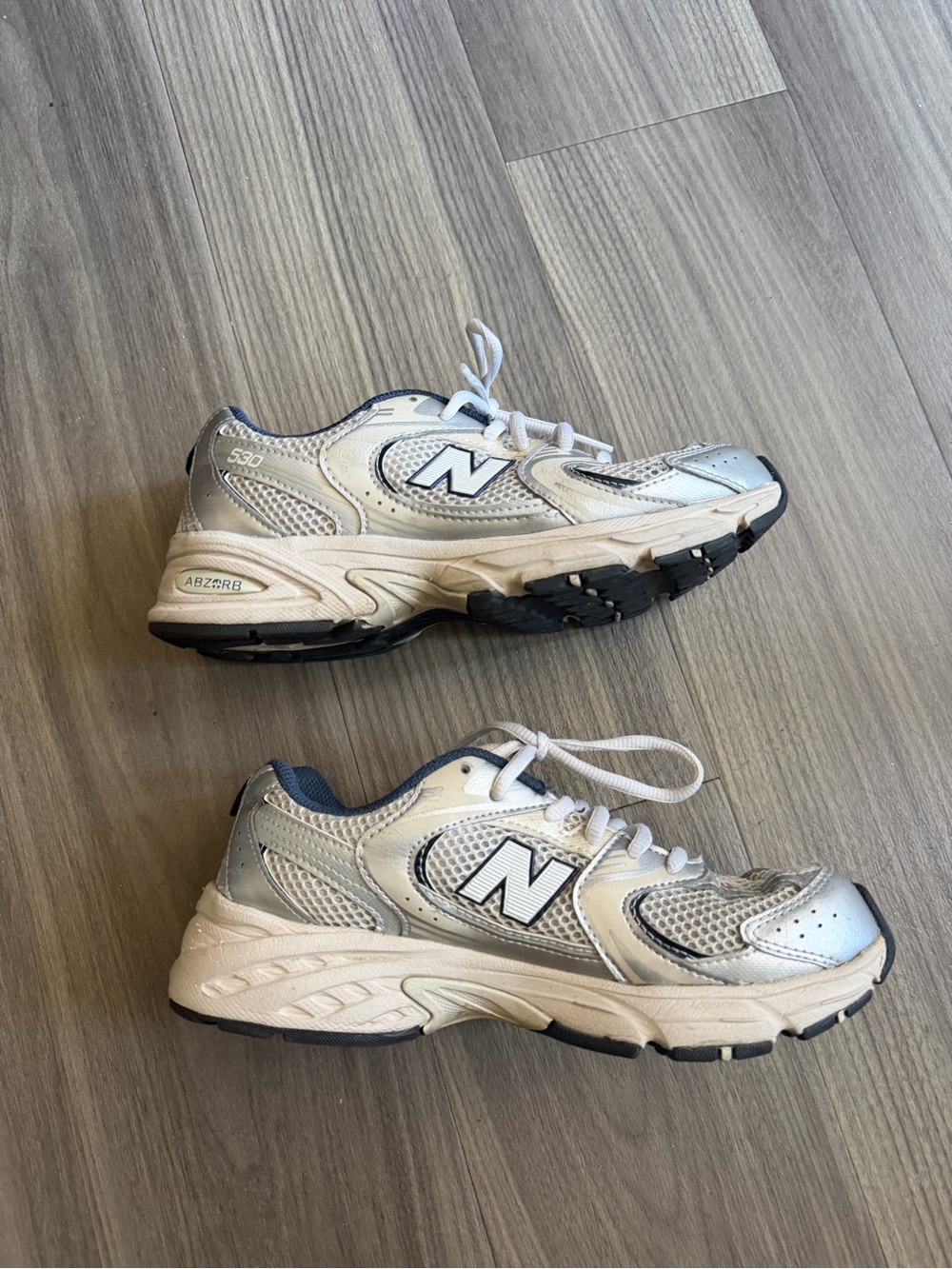 New Balance 530 Silver Navy Y2K Sneakers Women’s Size 6.5